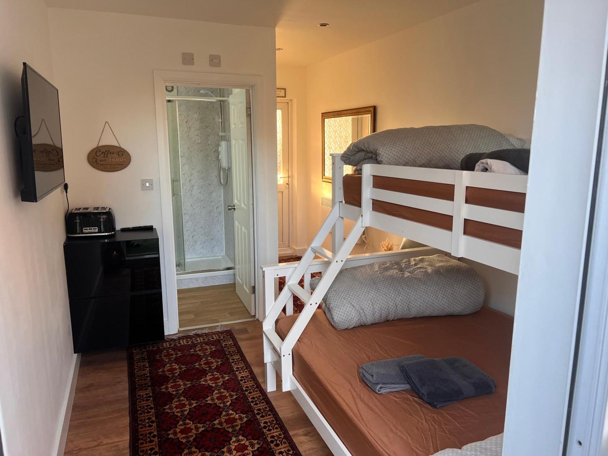 1 Bedroom & Bathroom Dorney Zewnętrze zdjęcie